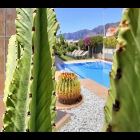 Villa Happy Holidays Pool Private 1 *